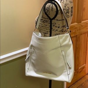 BNWT Micheal Kors Evie